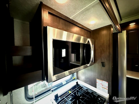 2022 Shasta Phoenix 336RL RV Photo 4