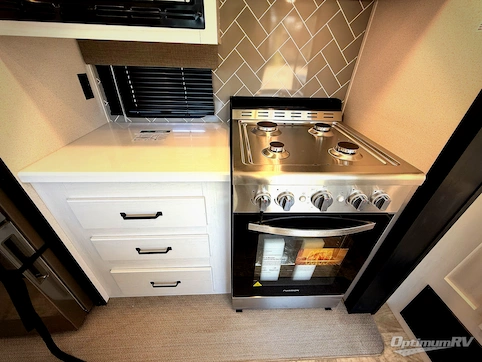 2025 Palomino Puma Destination 38DEN RV Photo 2