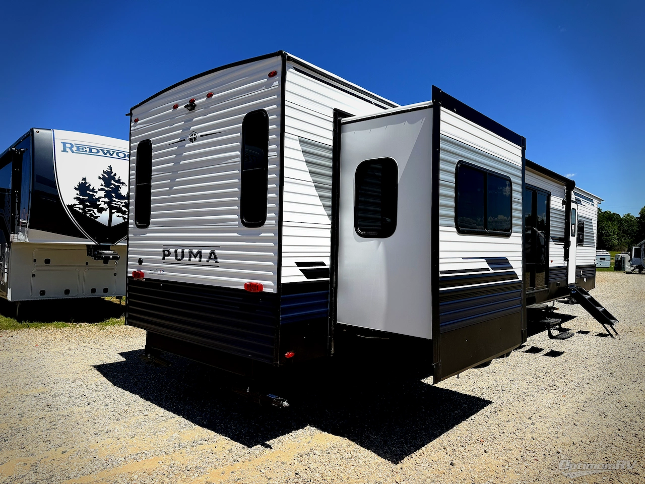 2025 Palomino Puma Destination 38DEN Photo 2