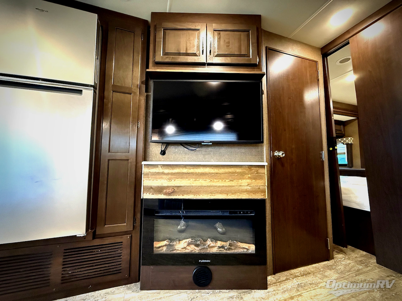 2019 Thor Hurricane 35M Photo 12