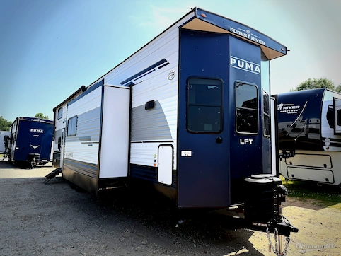 New 2025 Palomino Puma Destination 403LFT Featured Photo