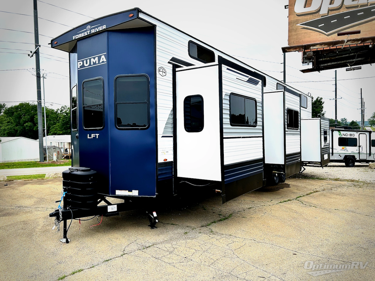 2025 Palomino Puma Destination 403LFT Photo 2