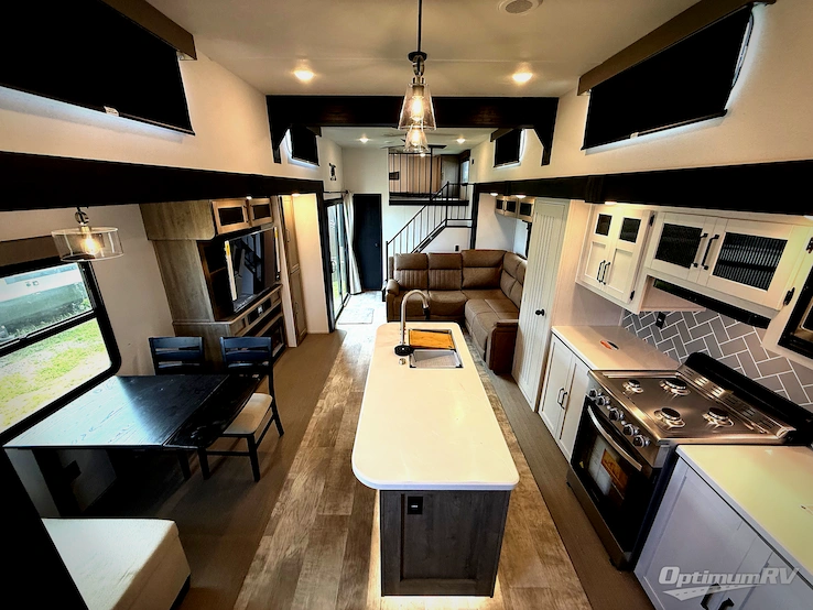 2025 Palomino Puma Destination 402LFT RV Photo 1