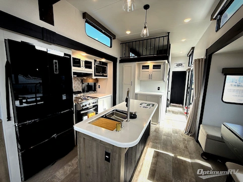 2025 Palomino Puma Destination 401RLFT RV Photo 3