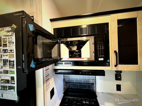 2026 Palomino Puma Unleashed 27TH RV Photo 3