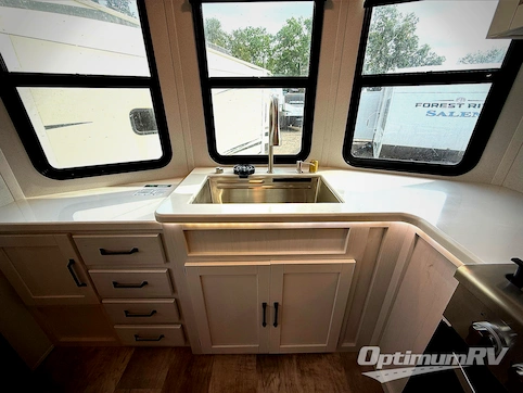 2026 Palomino Puma Destination 403LFT RV Photo 4