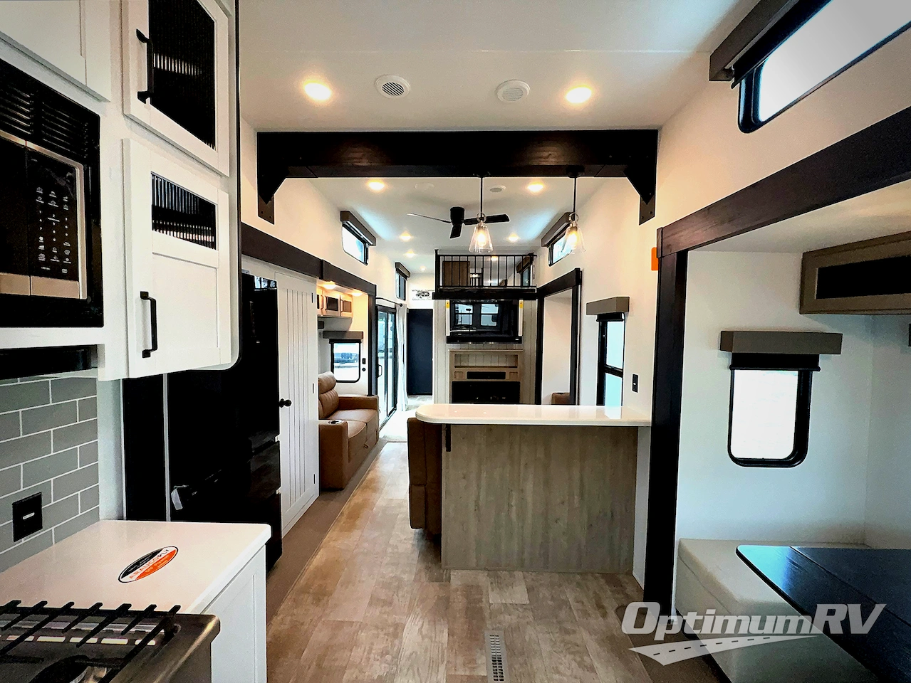 2026 Palomino Puma Destination 403LFT Photo 5