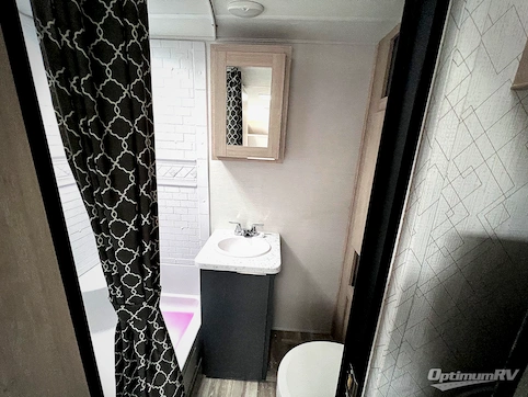 2025 Prime Time Tracer 190RBSLE RV Photo 4