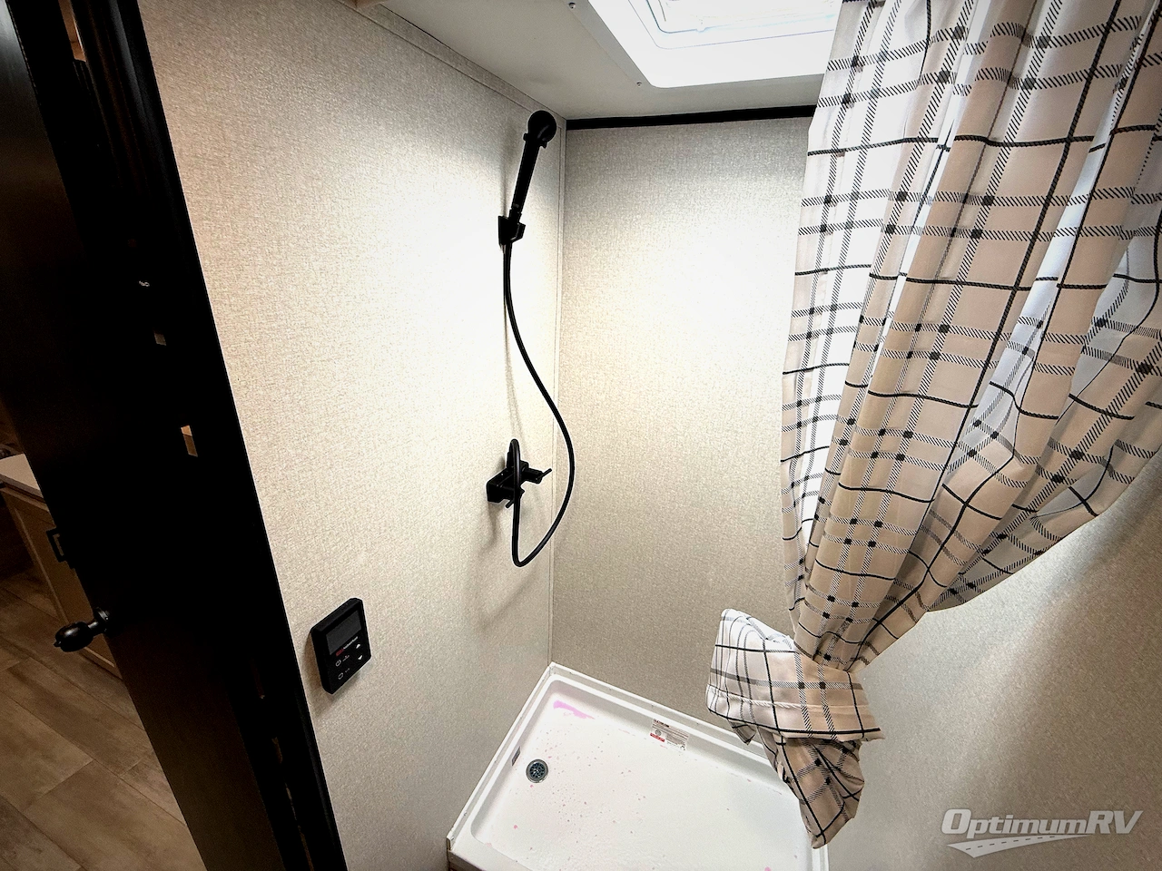 2026 Heartland Prowler 1700BH Photo 15