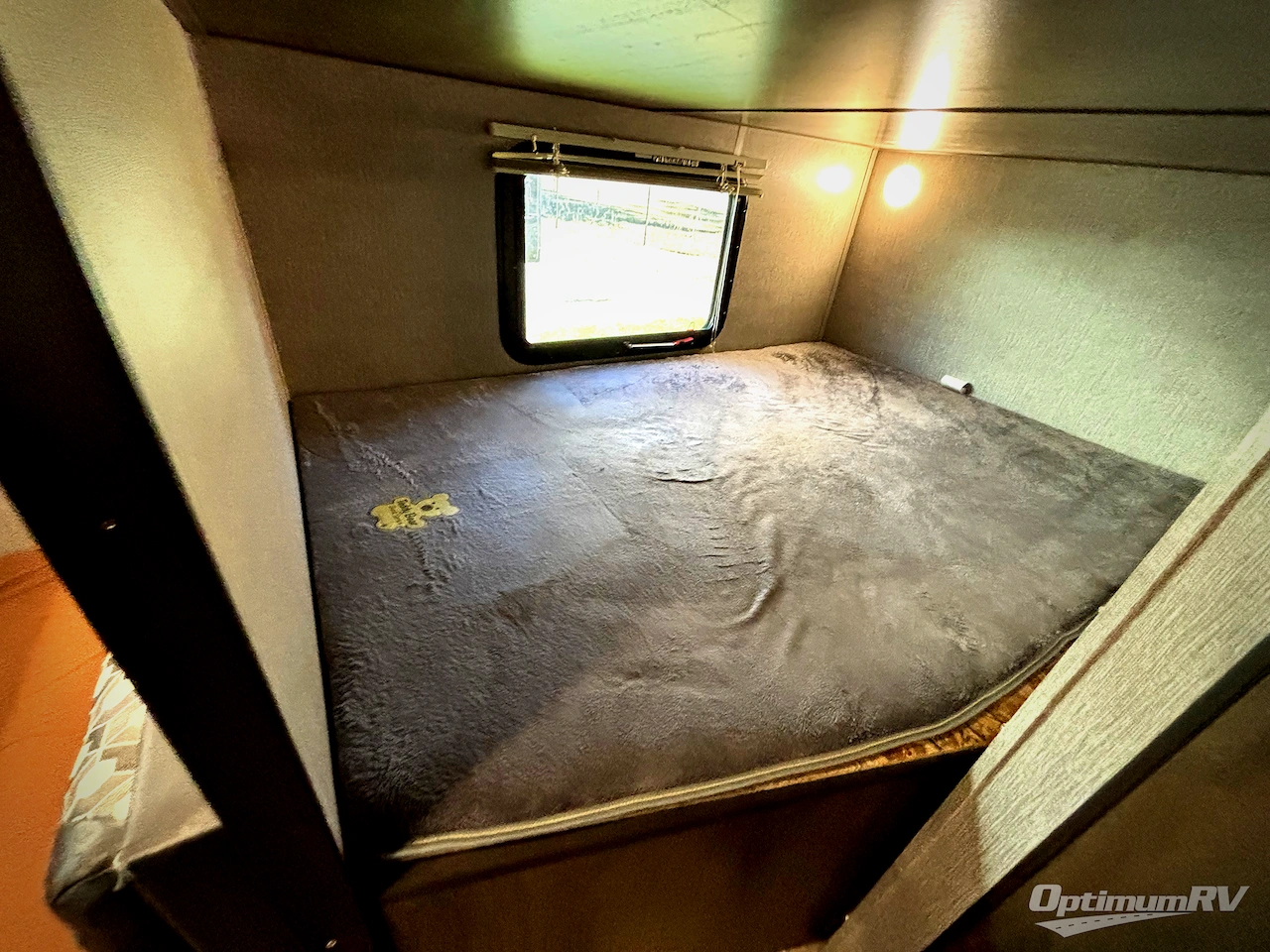 2020 Dutchmen Coleman Light LX 2125BH Photo 15