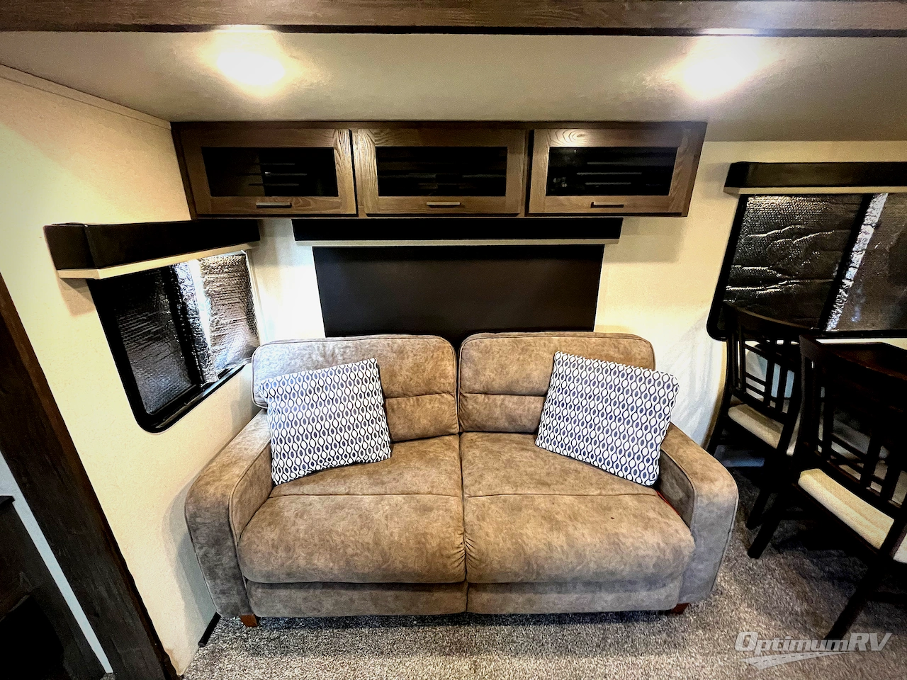 2019 Forest River Salem Hemisphere GLX 326RL Photo 8