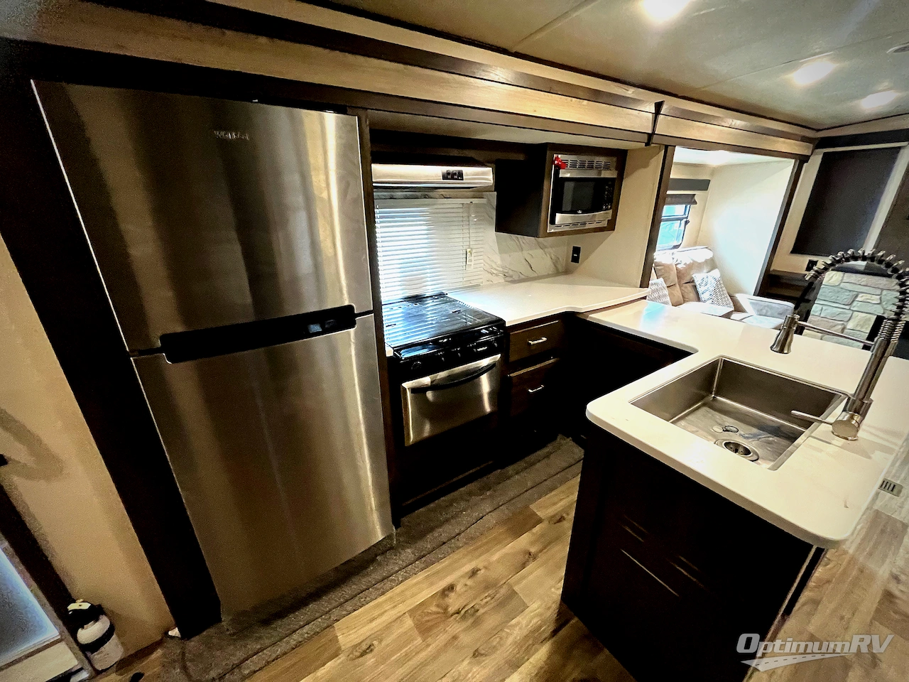 2019 Forest River Salem Hemisphere GLX 326RL Photo 11