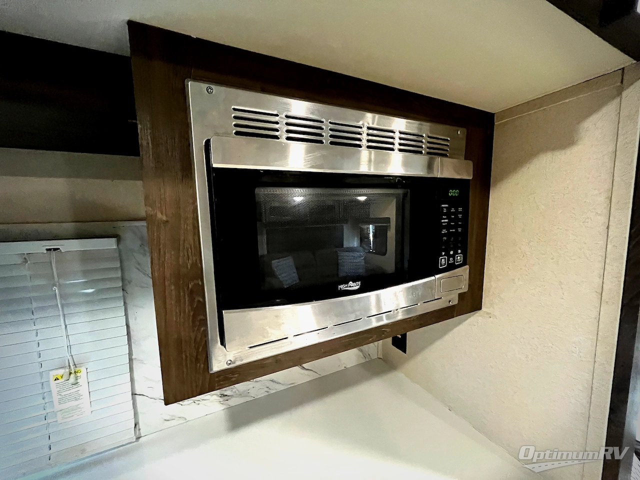 2019 Forest River Salem Hemisphere GLX 326RL Photo 14