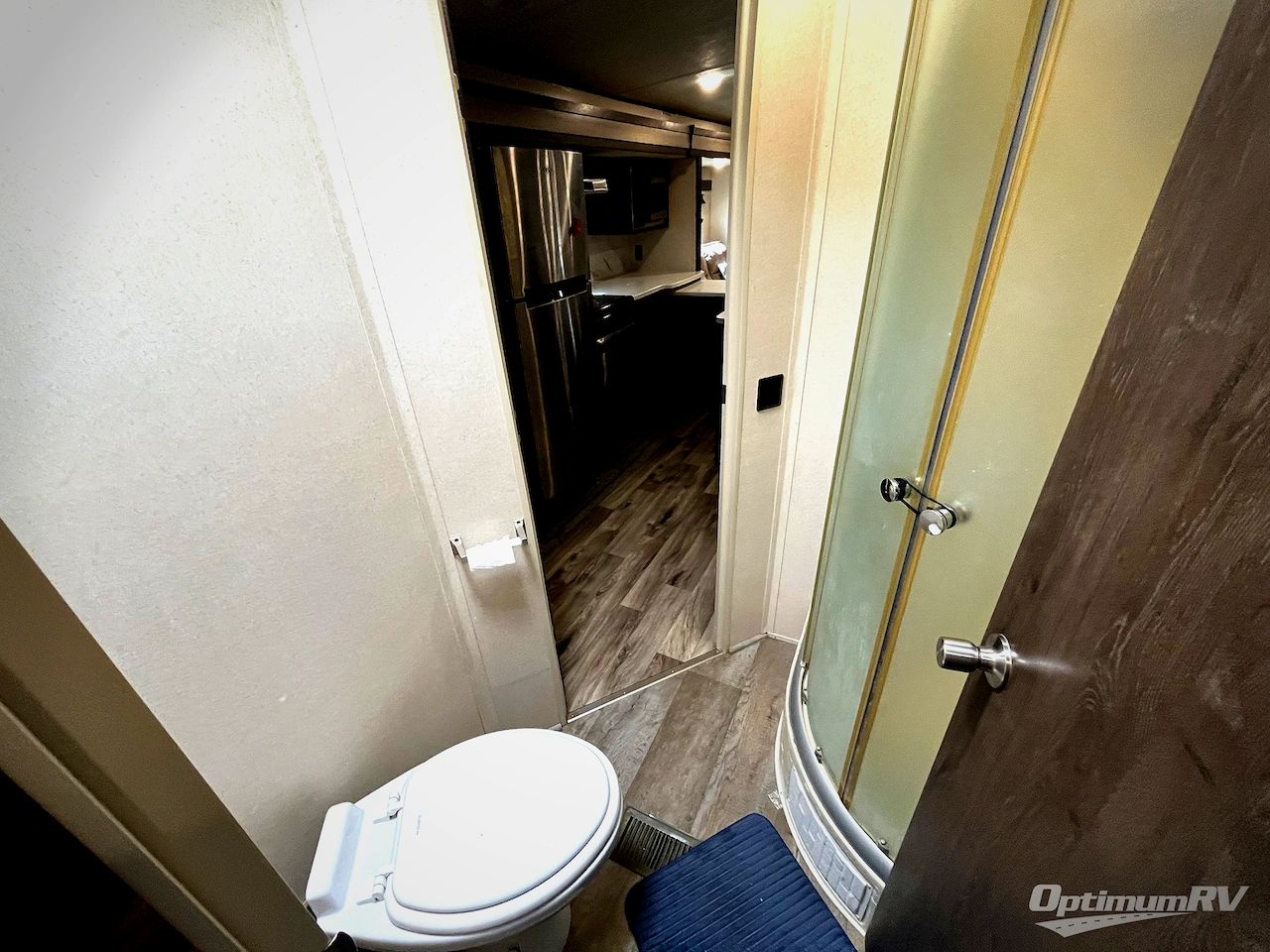 2019 Forest River Salem Hemisphere GLX 326RL Photo 17