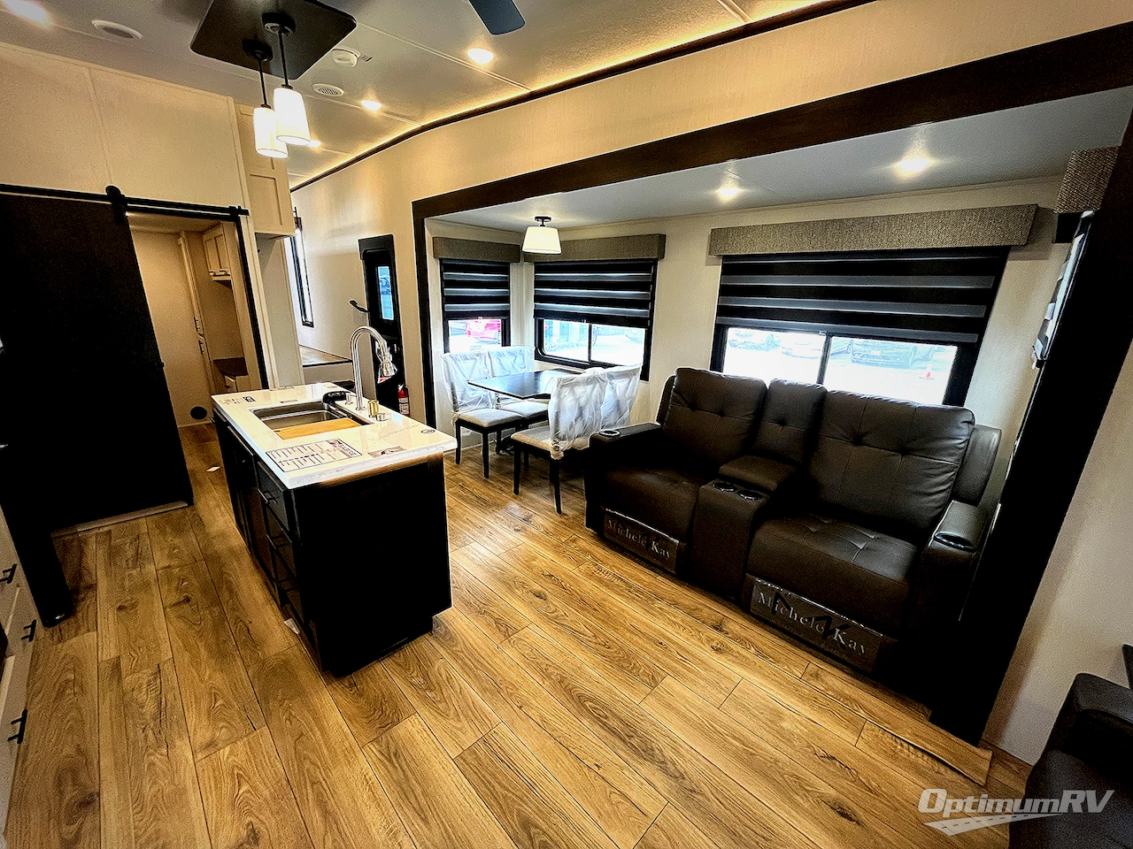 2025 Forest River Sabre 36FLX Photo 7