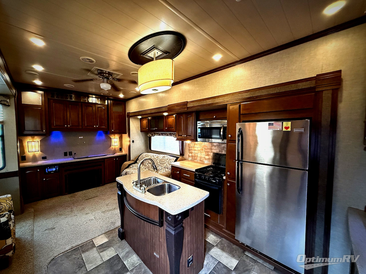 2015 Heartland Oakmont 325RE Photo 4