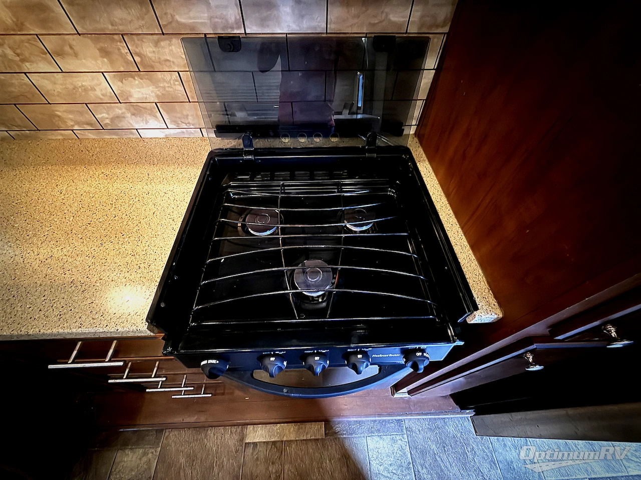 2015 Heartland Oakmont 325RE Photo 10