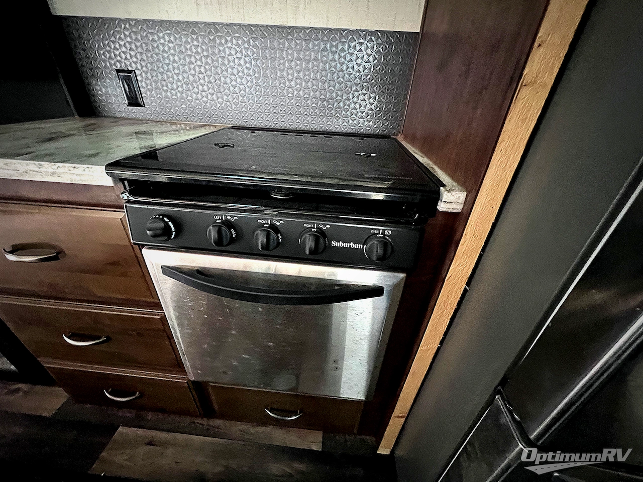 2018 Forest River Sandpiper 383RBLOK Photo 7