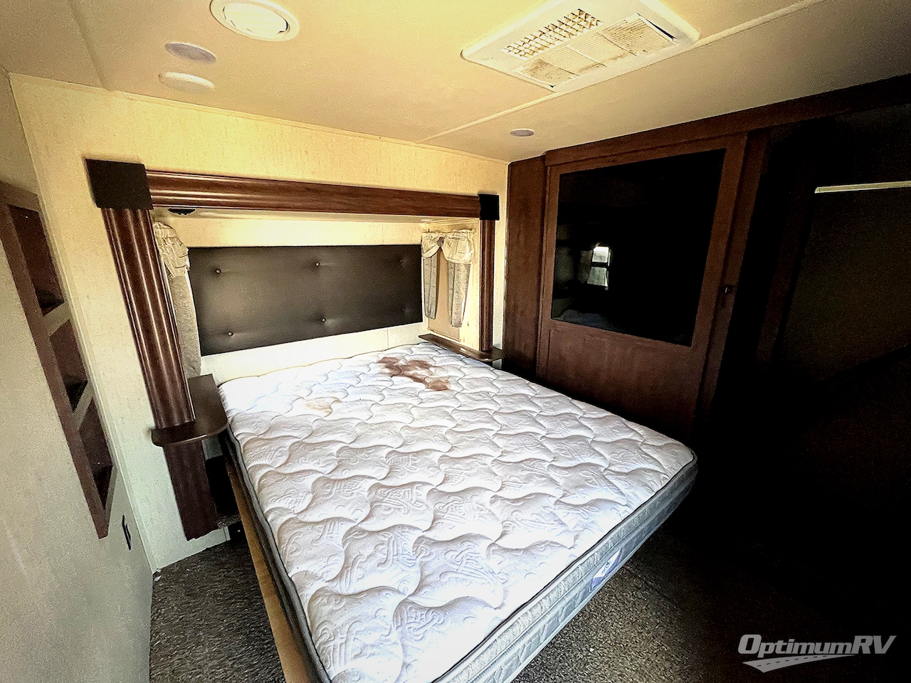 2018 Forest River Sandpiper 383RBLOK Photo 23
