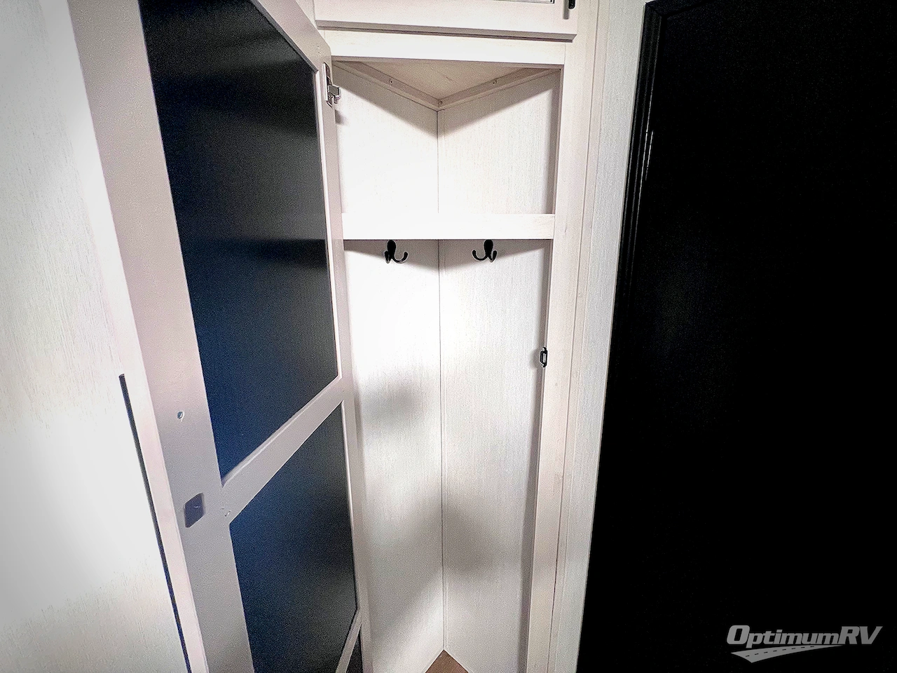 2025 Forest River Sabre 37FLH Photo 16