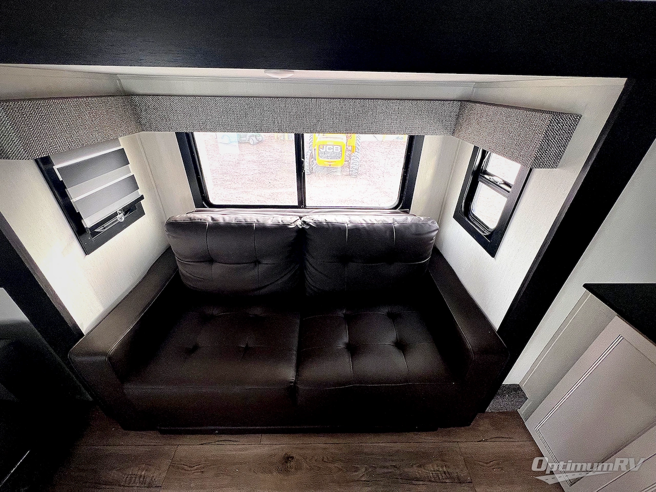 2025 Forest River Sabre 37FLH Photo 20