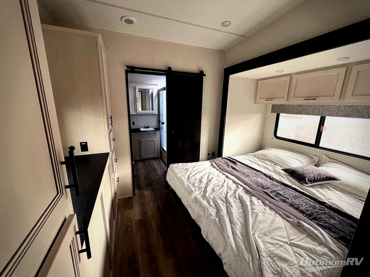 2025 Forest River Sabre 37FLH Photo 23