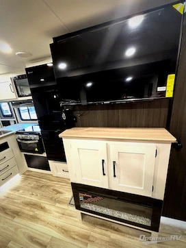 2027 Venture Sienna 281VQB RV Photo 4