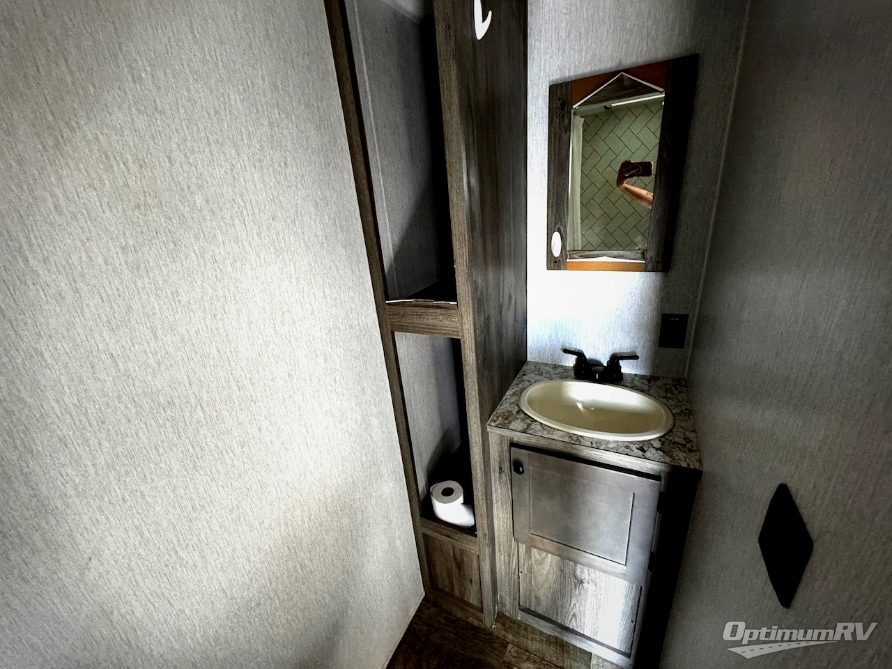 2024 Sunset Park Sun Lite LTD 19RB Photo 13