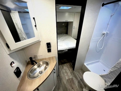 2025 Venture Sienna SA231VRK RV Photo 4