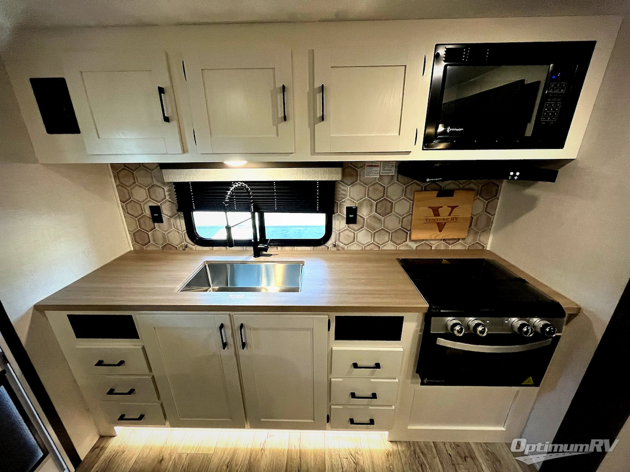 2025 Venture Sienna SA231VRK Photo 6