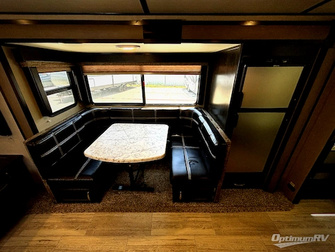 2017 Grand Design Imagine 2500RL RV Photo 3
