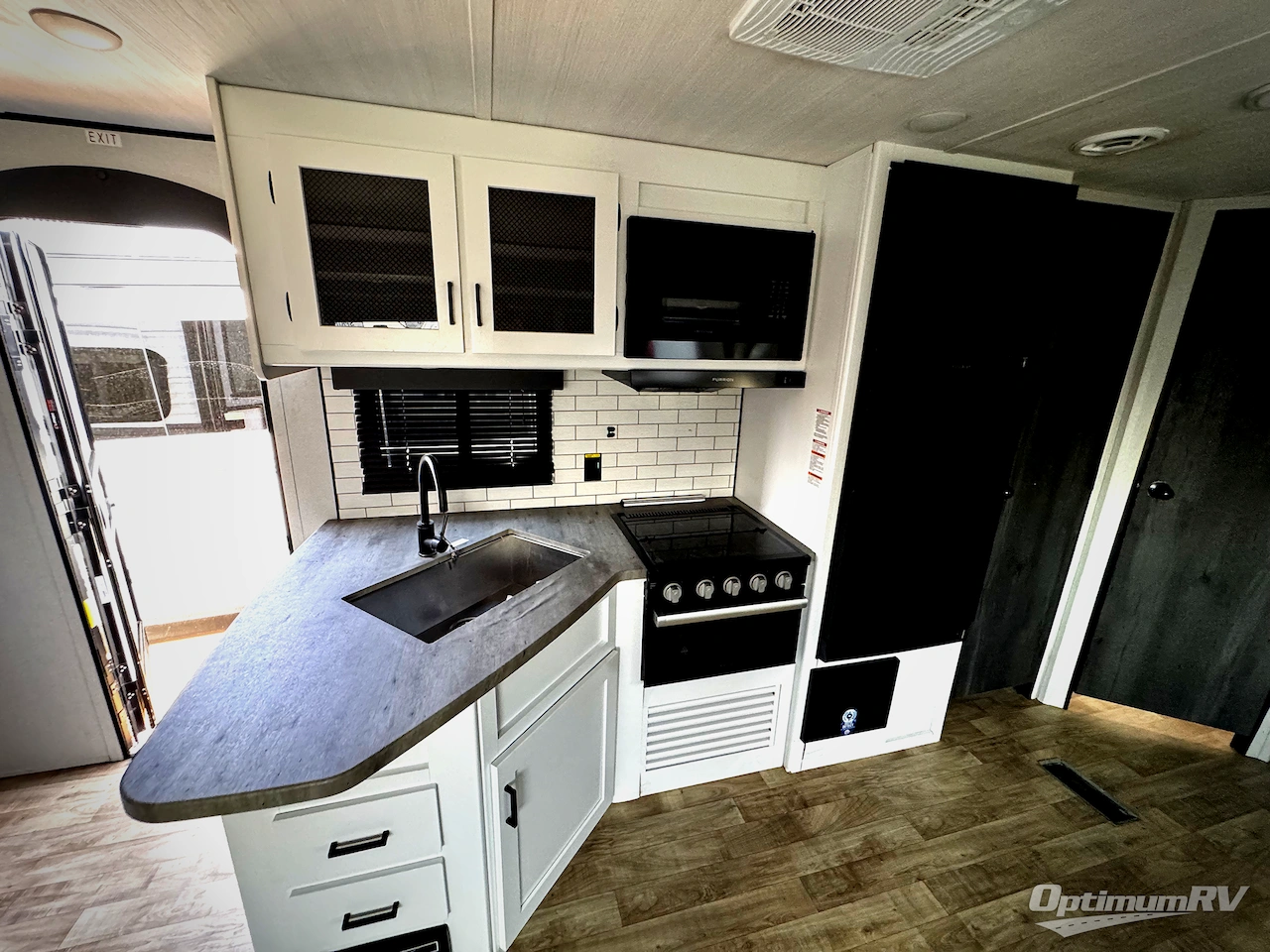 2023 Keystone Hideout 26BHS Photo 4