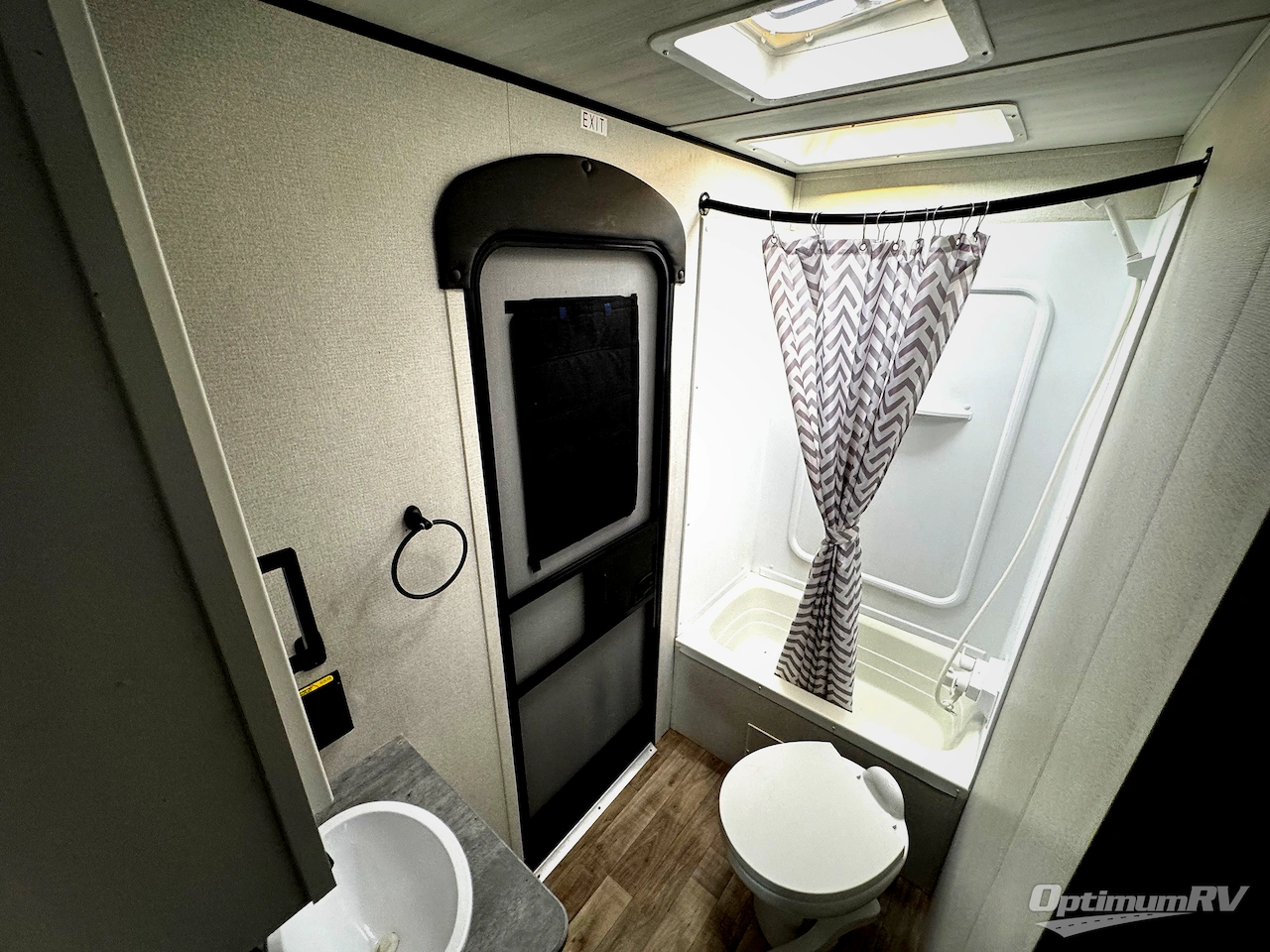 2023 Keystone Hideout 26BHS Photo 8