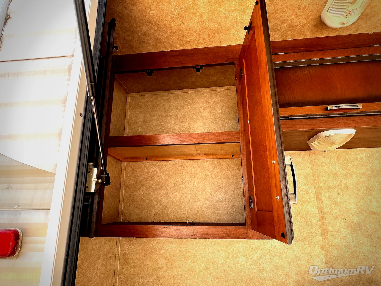 Used 2013 CrossRoads Zinger ZT31SB Travel Trailer at Optimum RV