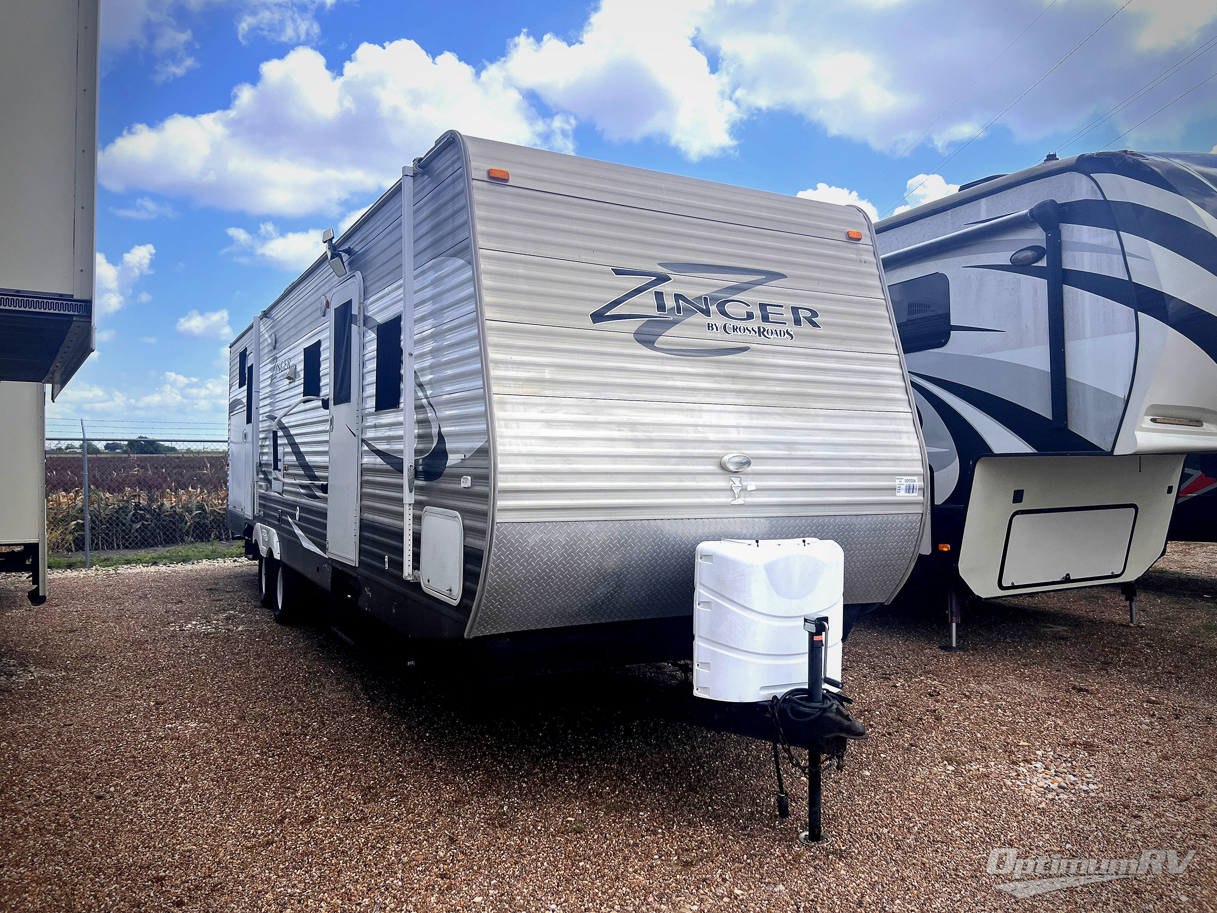 Used 2013 CrossRoads Zinger ZT31SB Travel Trailer at Optimum