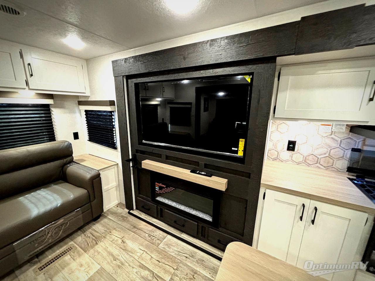 2025 Venture Sienna SA293VIK Photo 18