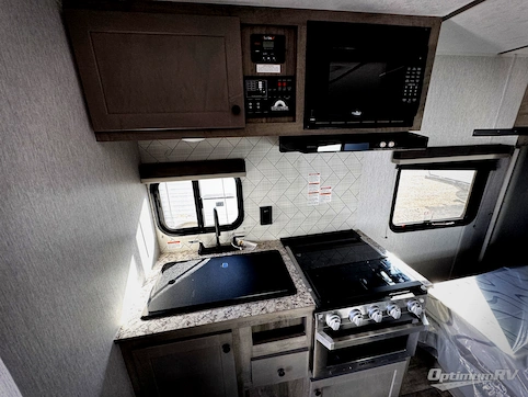 2026 Sunset Park Sun Lite 18RD RV Photo 3