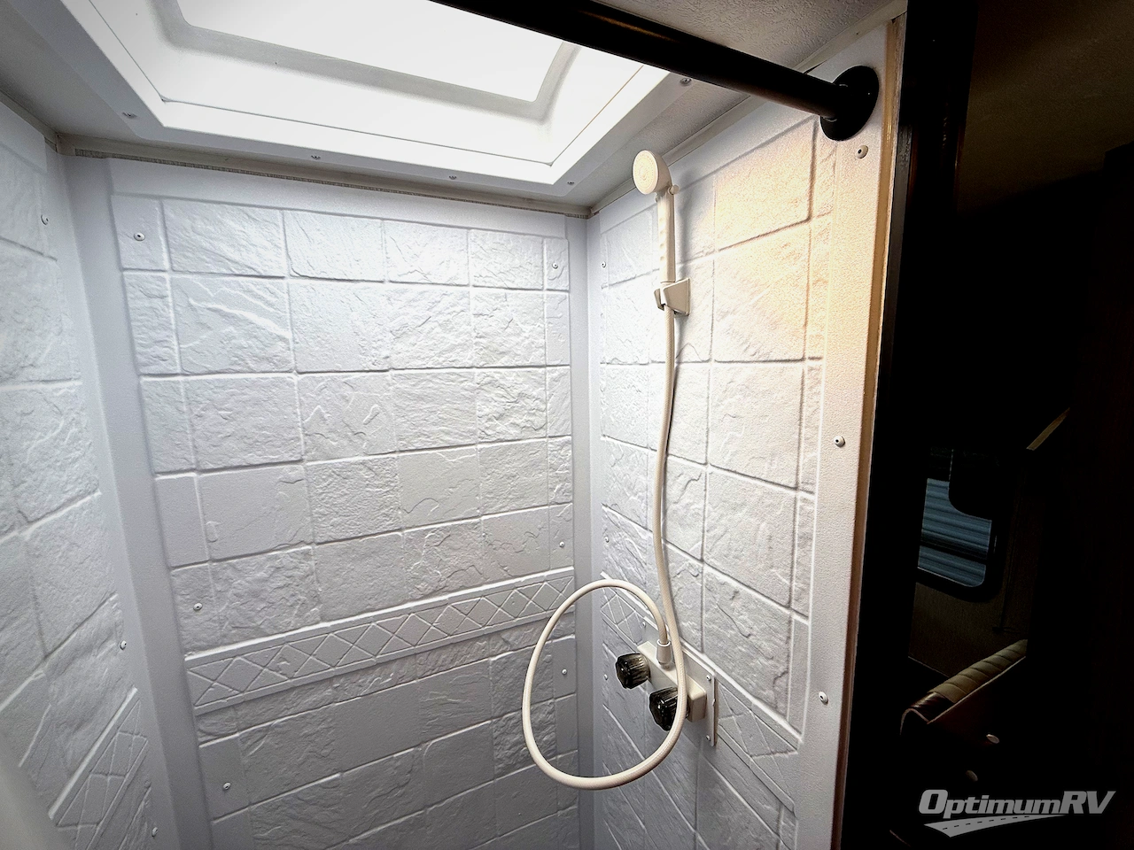 2026 Sunset Park Sun Lite 16BH Photo 16