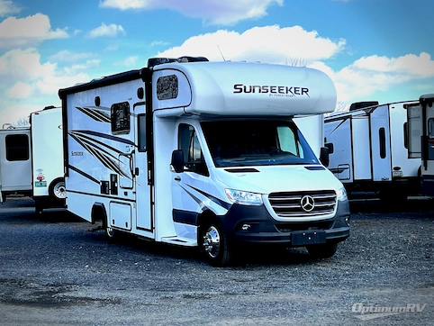Used 2022 Forest River Sunseeker MBS 2400B Featured Photo