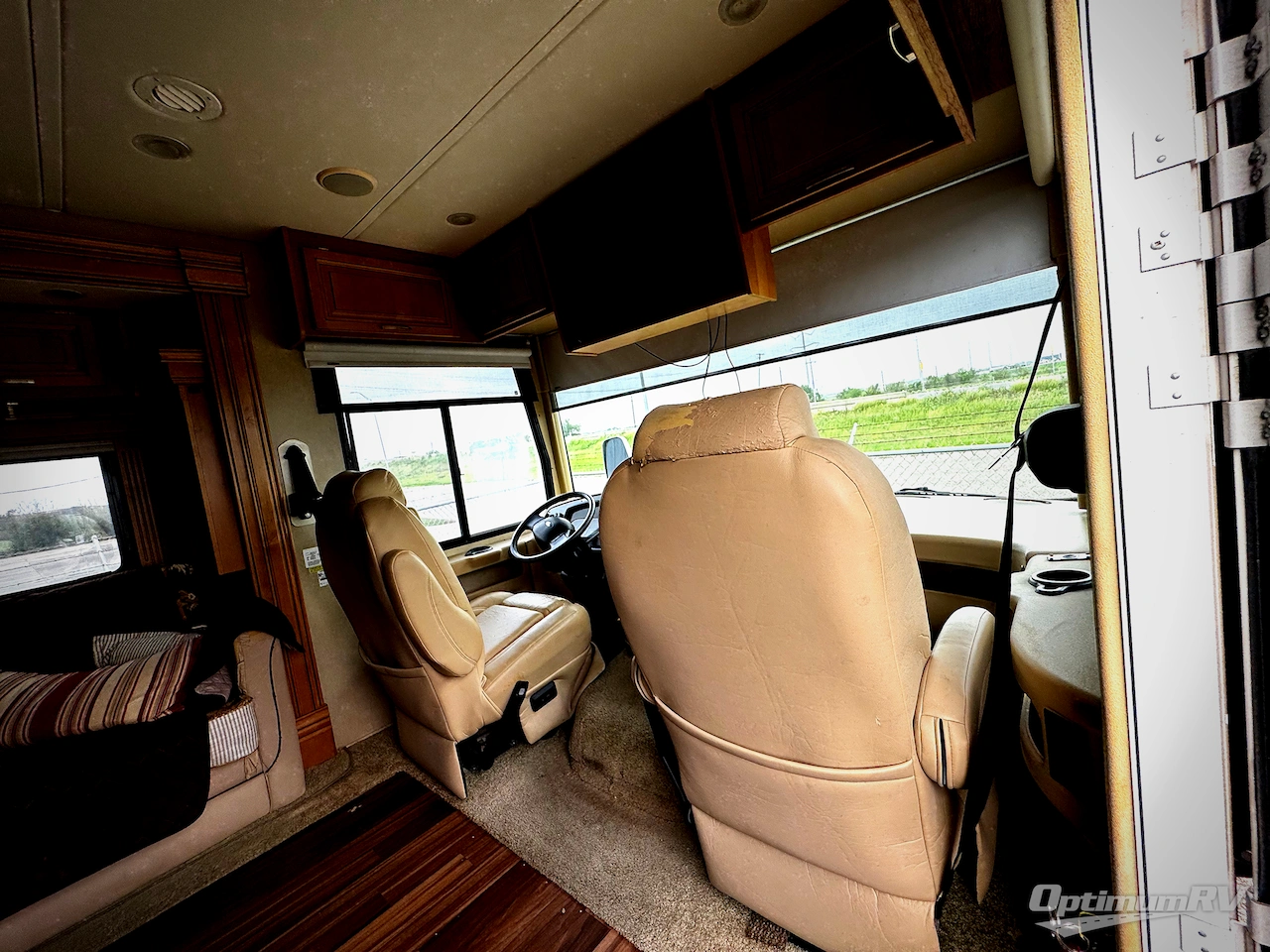 2013 Monaco Monarch 33SFD Photo 2