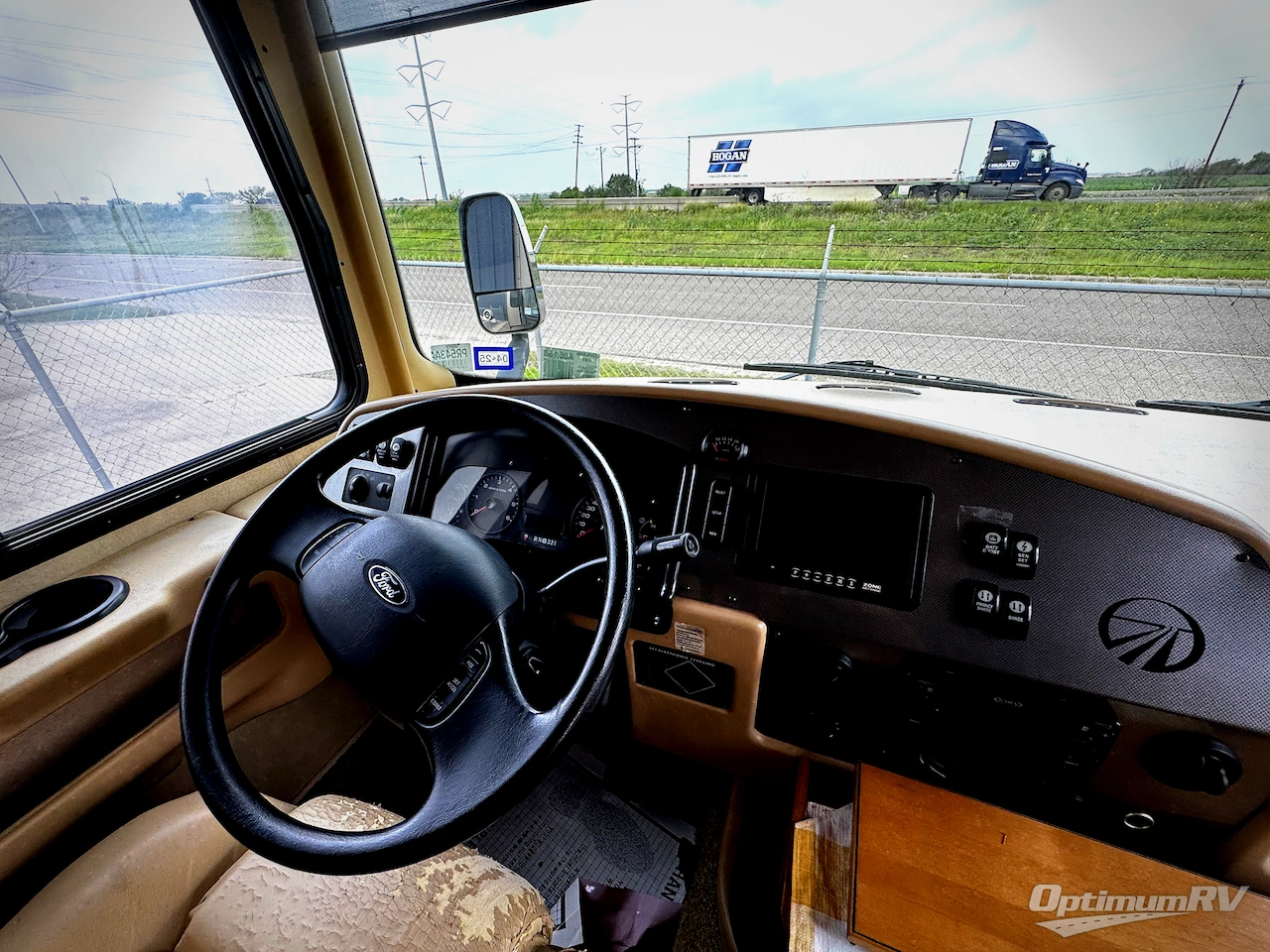 2013 Monaco Monarch 33SFD Photo 4