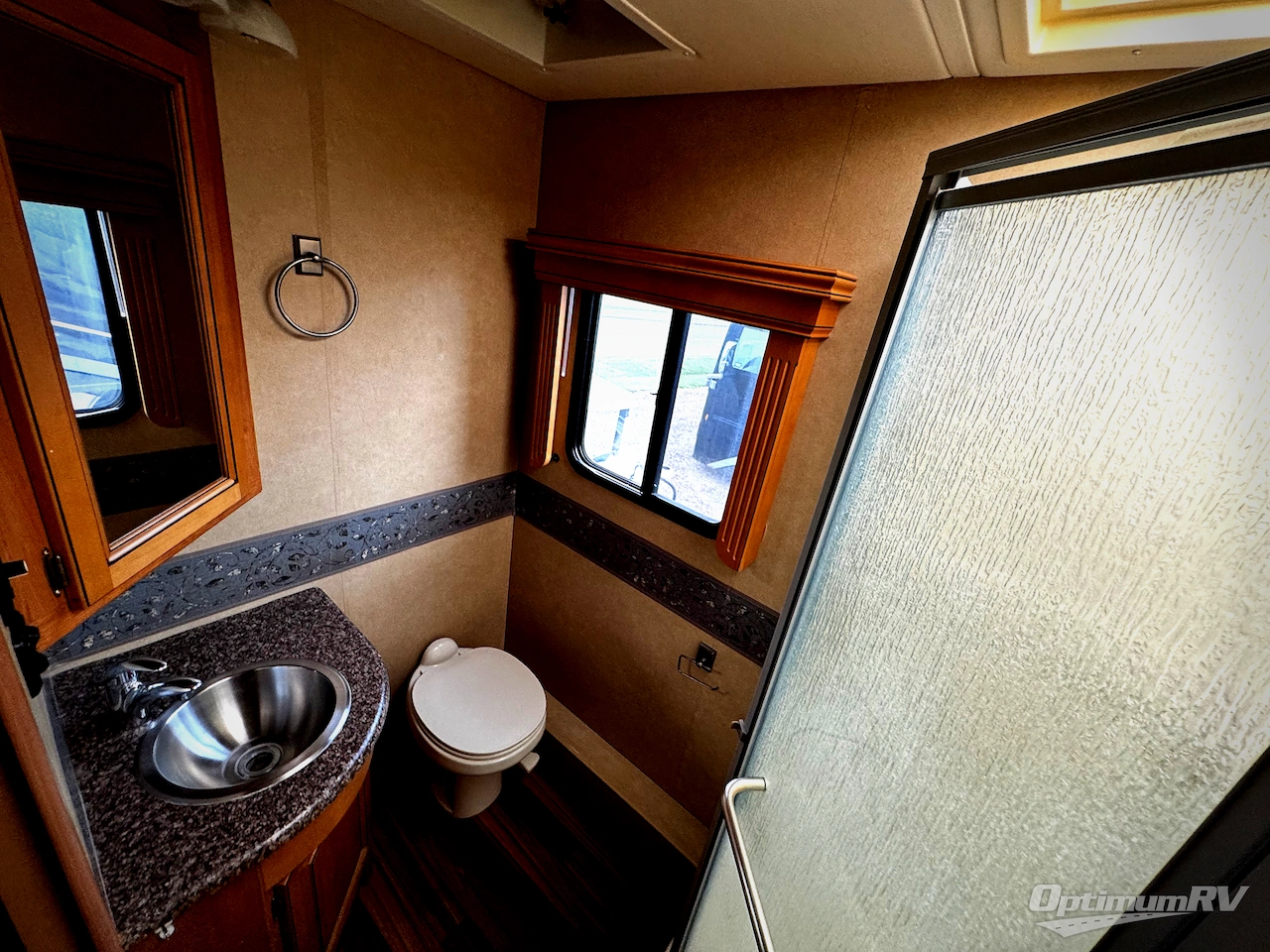 2013 Monaco Monarch 33SFD Photo 13