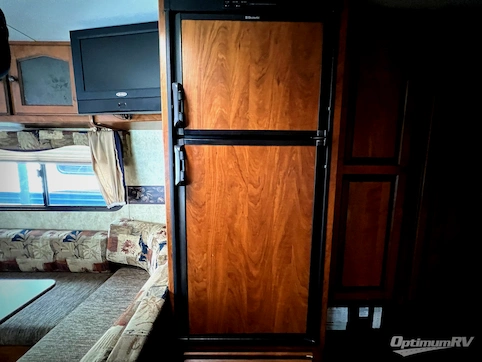 2011 Keystone Passport Express SL 235EXP RV Photo 4