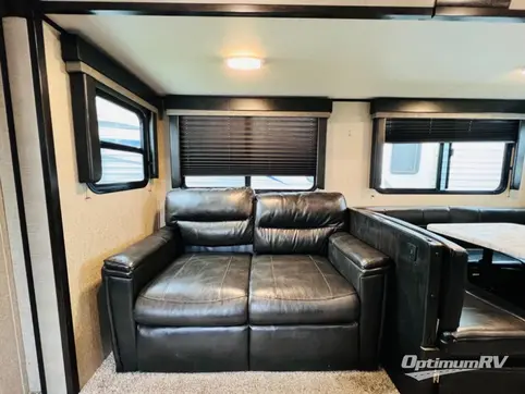 2019 Grand Design Imagine 3000QB RV Photo 2