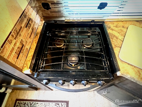 2015 Forest River Surveyor 264RKS RV Photo 4