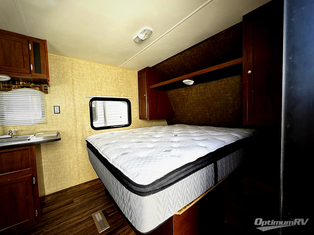 2016 Heartland Prowler Lynx 18 LX Photo 2