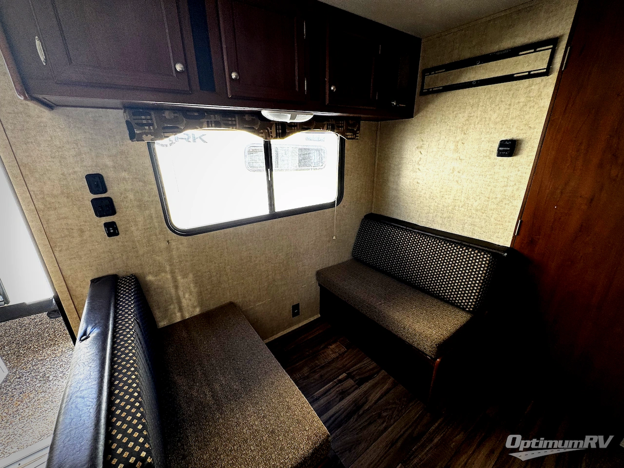 2016 Heartland Prowler Lynx 18 LX Photo 4