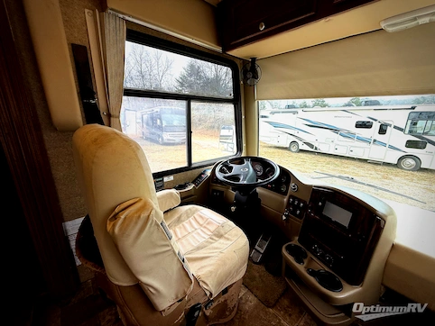 2014 Thor Palazzo 36.1 RV Photo 4