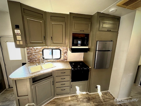 2008 Jayco Eagle Super Lite 31.5 BHDS RV Photo 3