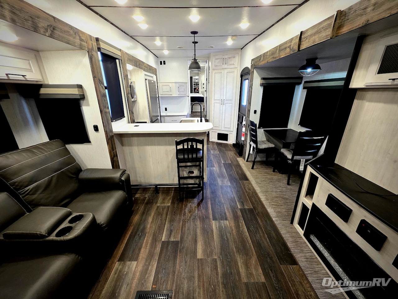 2023 Heartland Bighorn Traveler 35BK Photo 3
